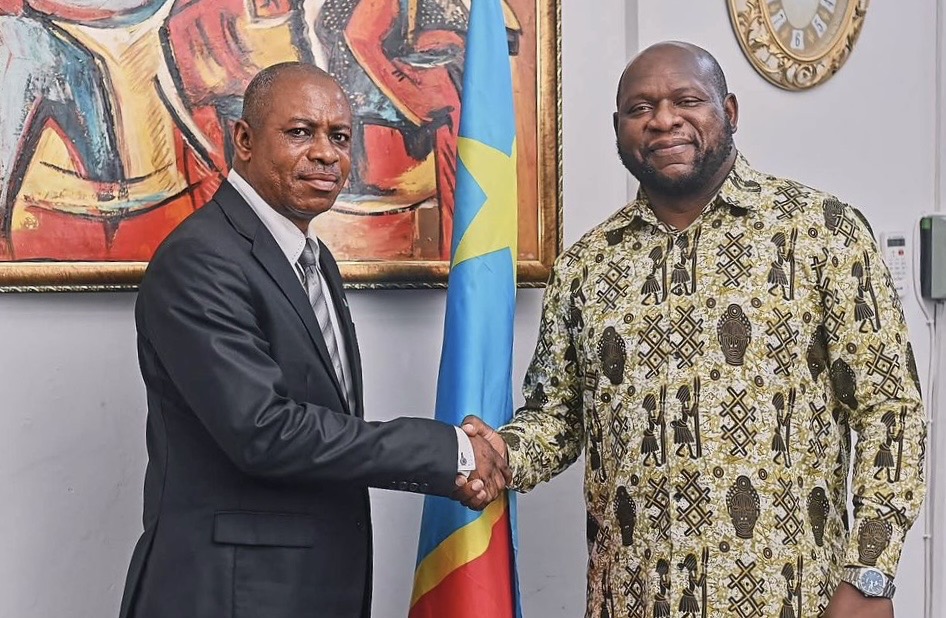 Le Centre culturel Congolais le zoo et Lecture Pour tous renfoncent les liens de collaboration