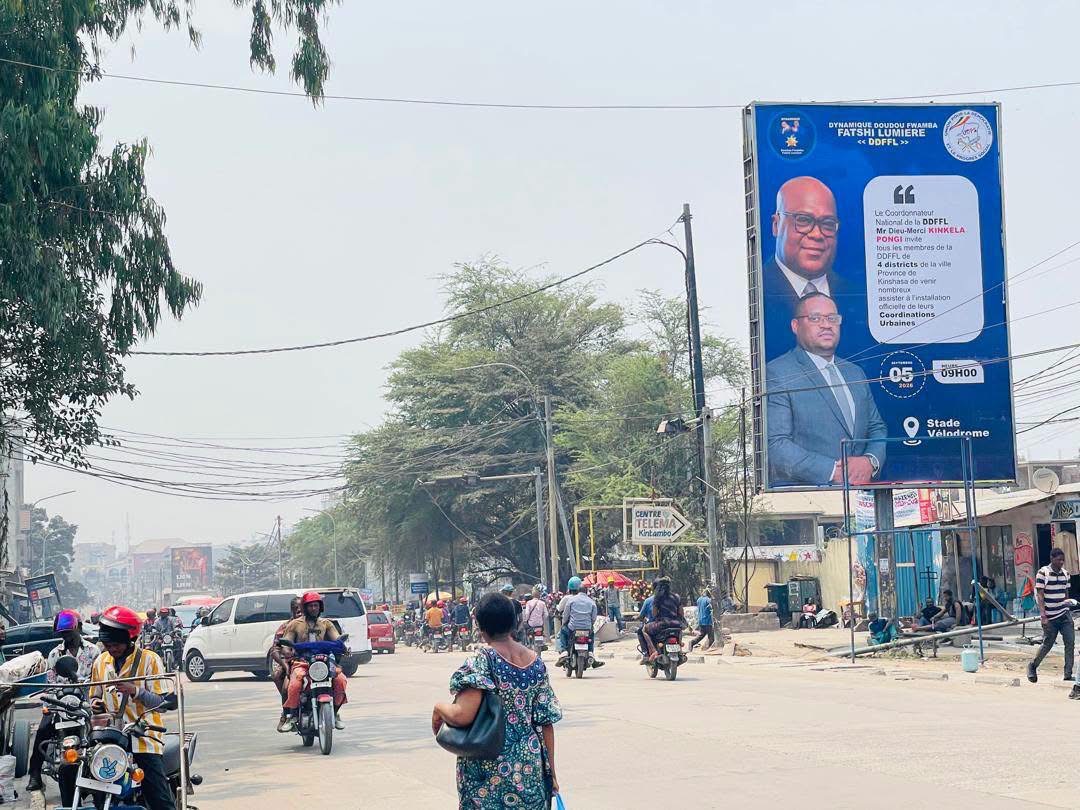 Publicité à Kinshasa : la surprésence des figures politiques pénalise le secteur