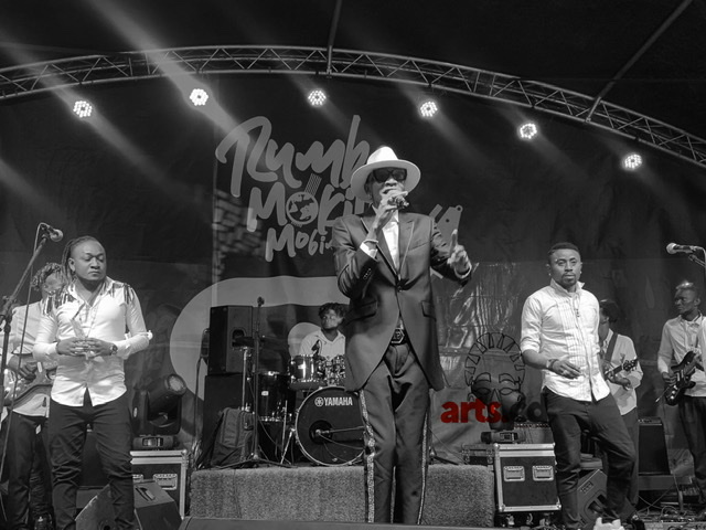 Clôture du festival Rumba Mokili mobimba à la Place de la gare 