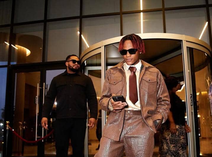 Innoss’B sacré Meilleur Artiste d’Afrique Centrale aux Headies Awards 2025 : une victoire dédiée à la paix en RDC