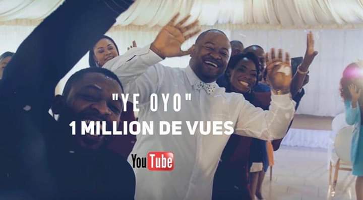 Moïse Mbiye encore un tube, « Ye Oyo » !