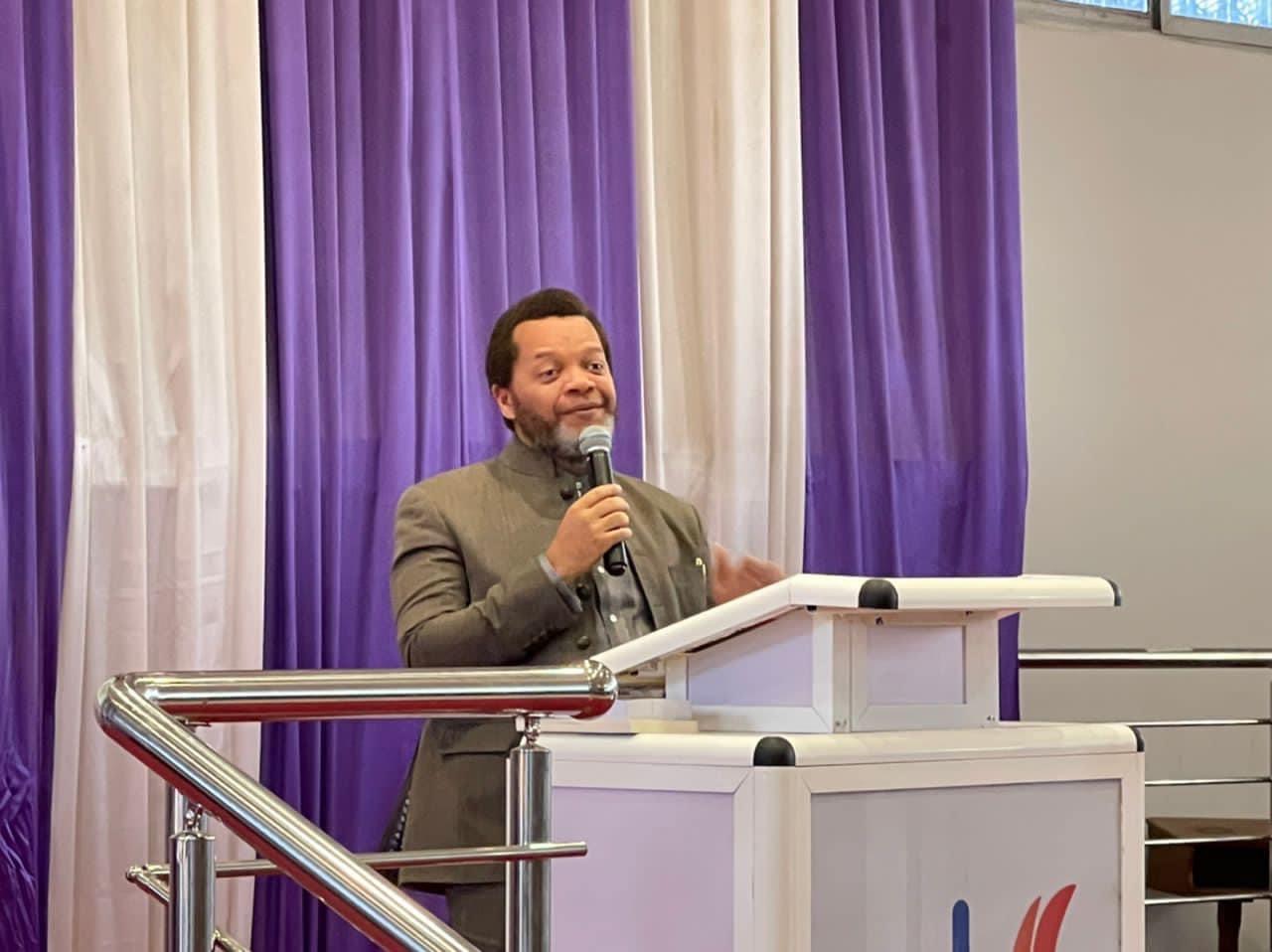 Religion : « Père noël est une invention diabolique »(Past. Marcello Tunasi)