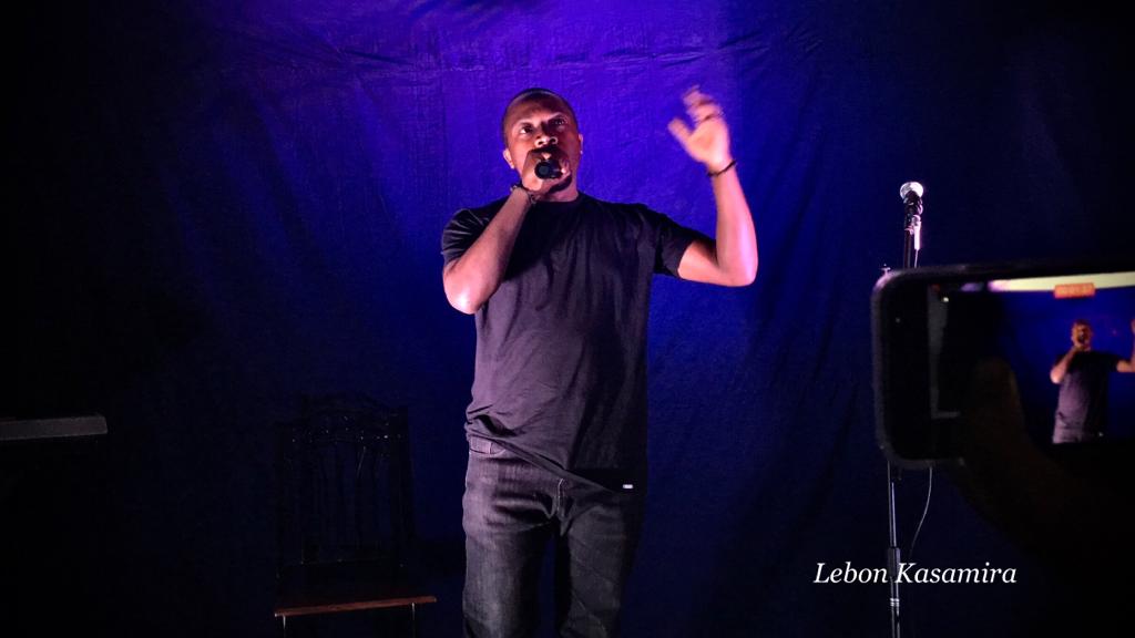 Y’Afrika festival : Mapson Viteghe rend hommage aux femmes de l’Est de la RDC 