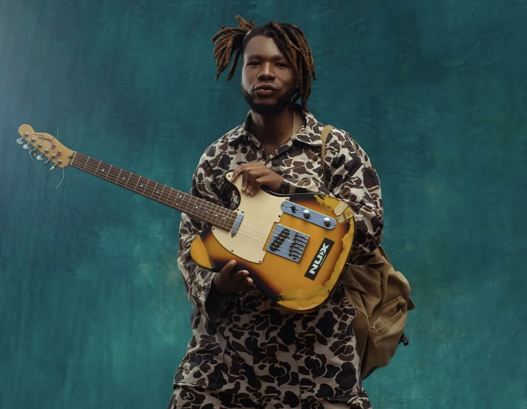 Lubumbashi : l’artiste musicien Toussaint Mwaku en concert à la Halle de l’étoile