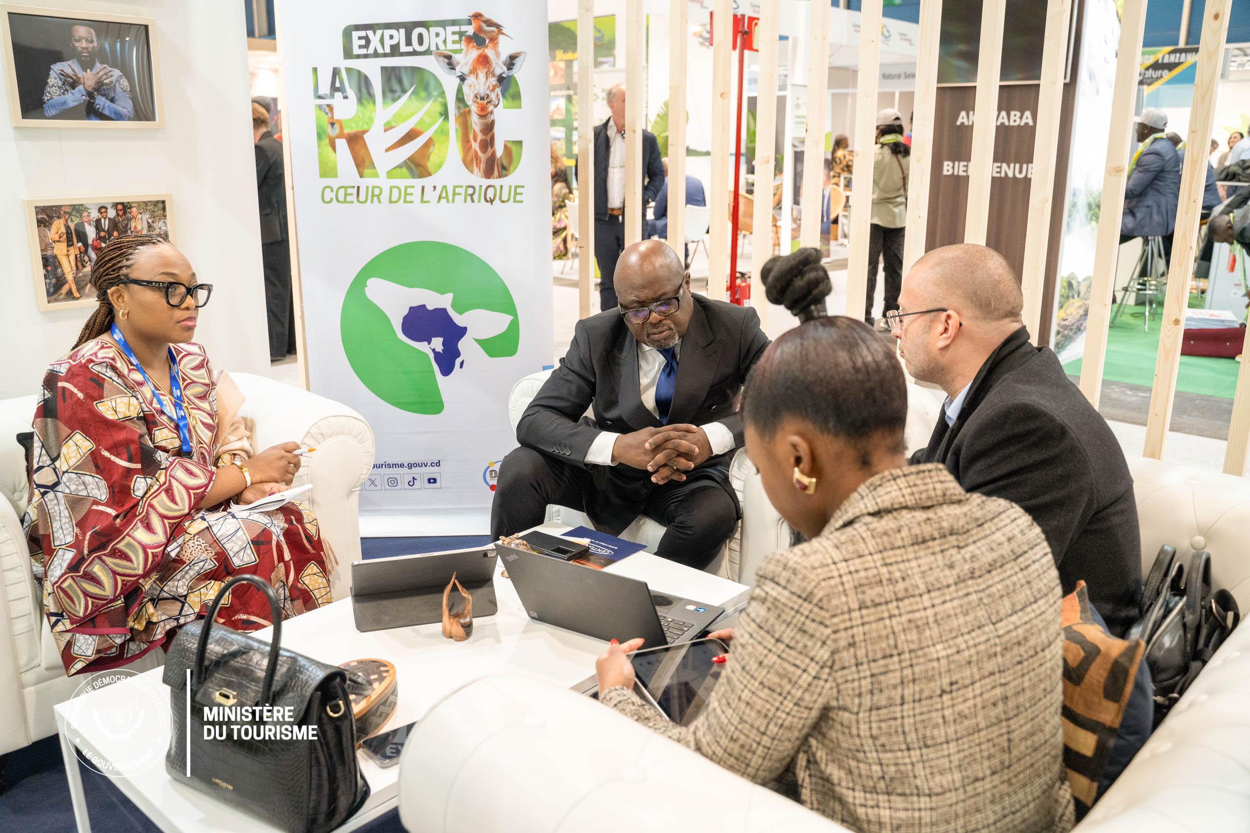 Salon international du Tourisme : le ministre Didier M’Pambia en porte-étendard des potentiels touristiques de la RDC en Espagne