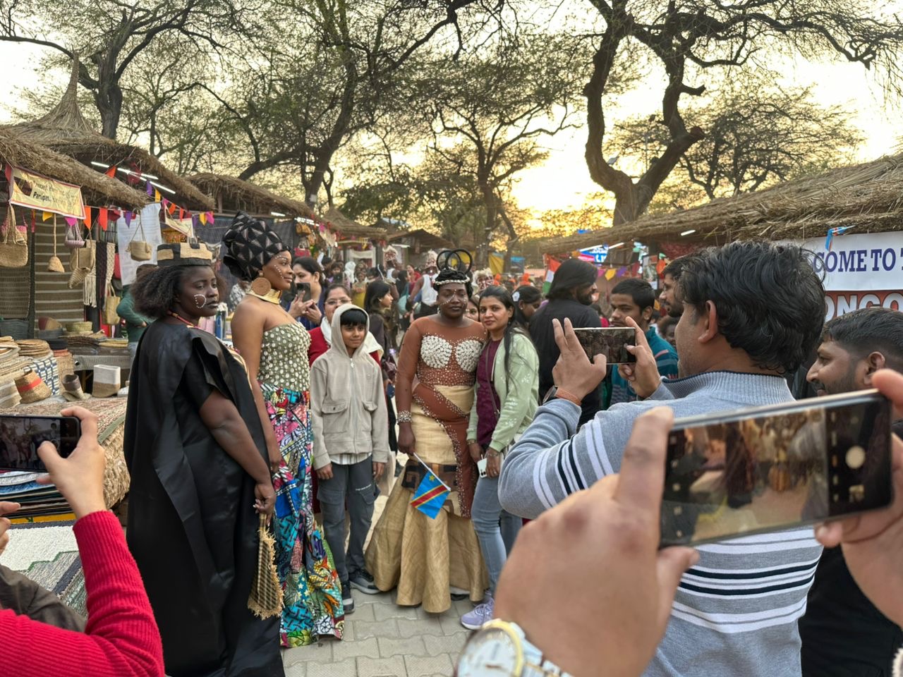 Surajkund Crafts Mela 2026 : les motifs Kuba au cœur du défilé de la délégation congolaise en Inde 