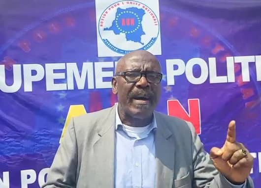 Libre Opinion  : « Félix Tshisekedi a un second mandat assuré. Il a l’Action pour l’Unité Nationale et tout un peuple derrière lui  » (Camille Asimbu)