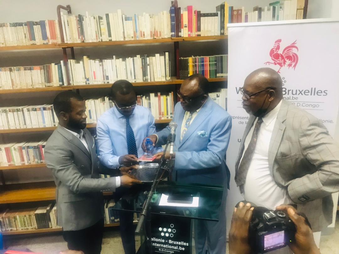 L’ouvrage « Le réveil de la jeunesse africaine » porté sur front baptismaux !
