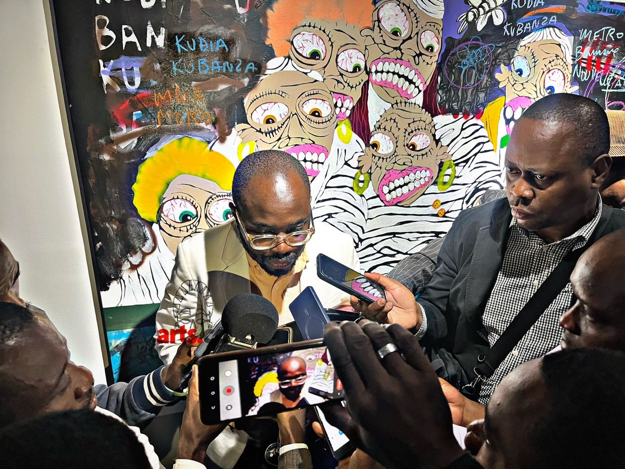 Expo | DRC contempo : « Il était important de dynamiser la scène contemporaine à Kinshasa en créant  des évènements pareils», Yann Kwete