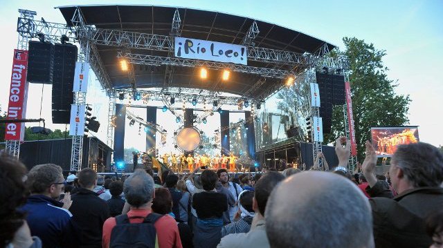 Bakolo Musik et Les « Mangelepa » célèbrent la rumba au Festival Rio Loco !
