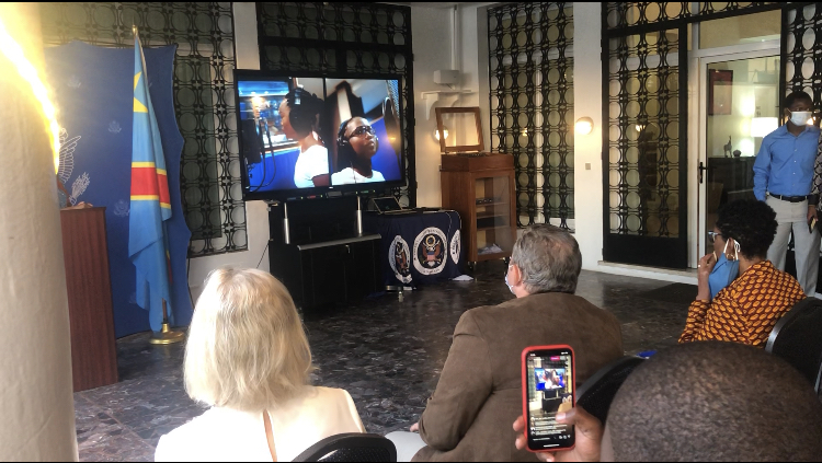 Échange artistique : La chanson « Mwasi Telema » clôture le programme « Arts Envoy »