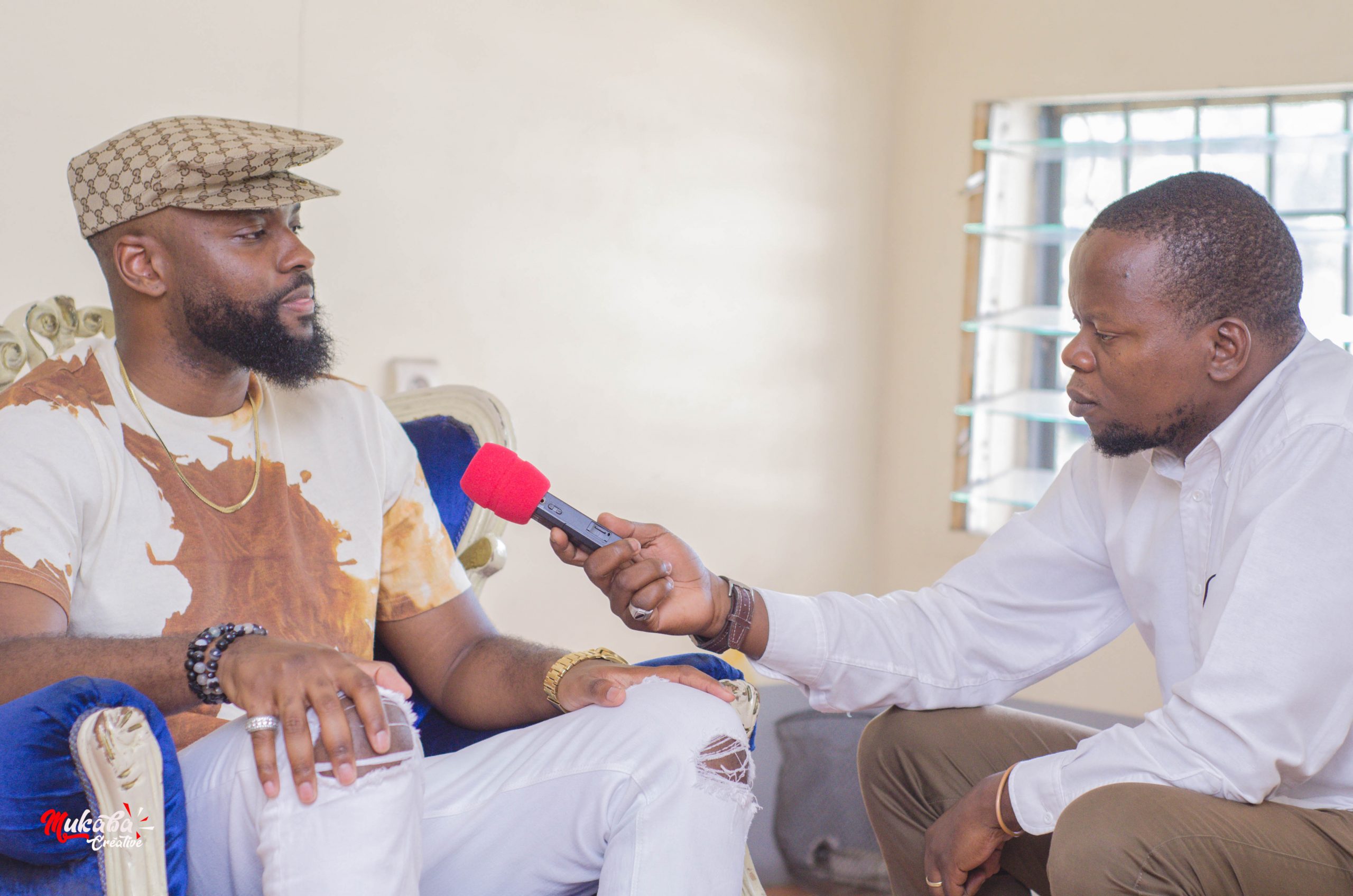 « Présenter cet album à Kinshasa, c’est rendre à cette ville tout ce qu’elle m’a donné » (Hiro, l’Afro romance)
