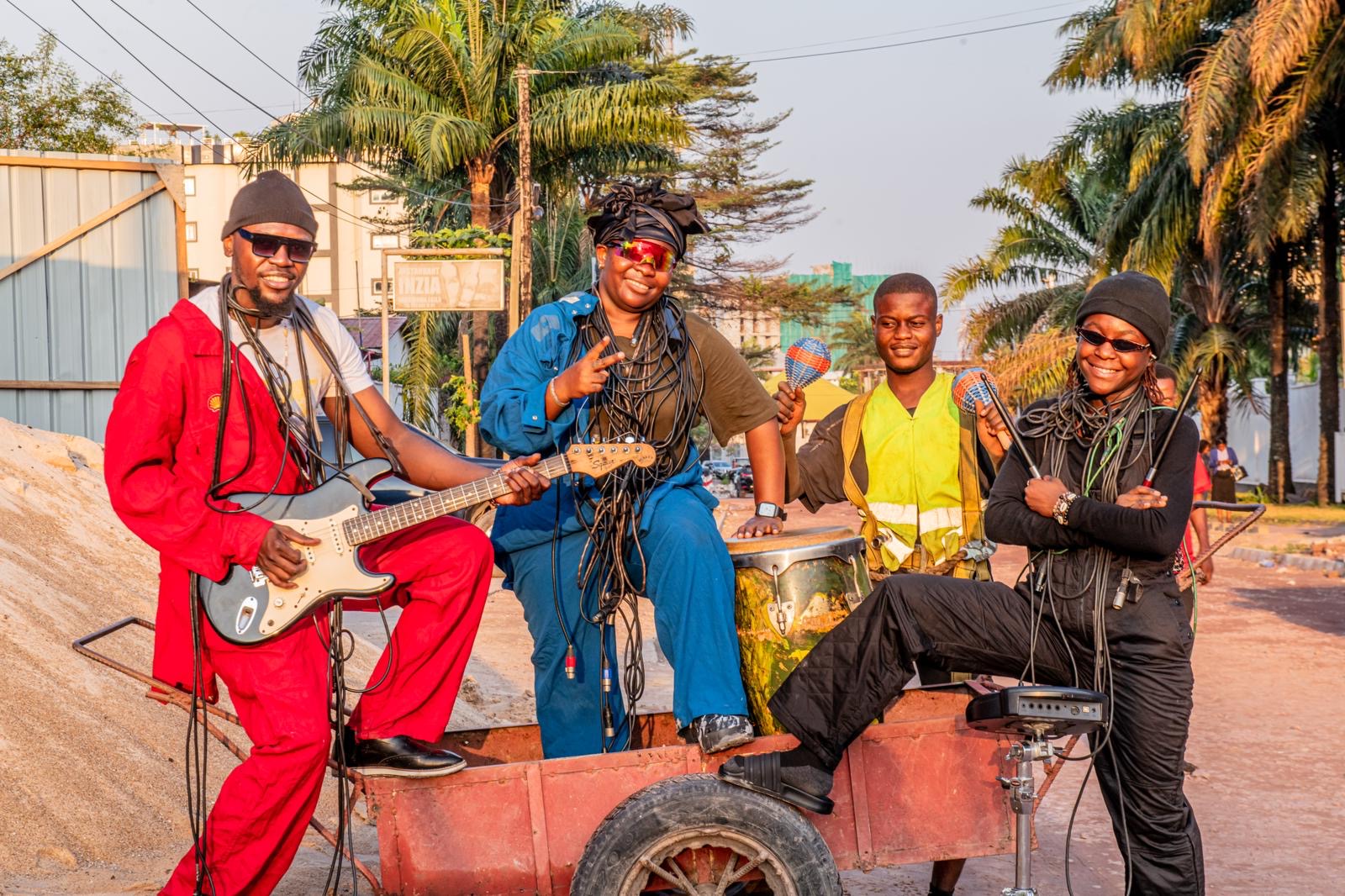 Musique : « Huguembo et les professeurs » en concert  à la Halle de la Gombe