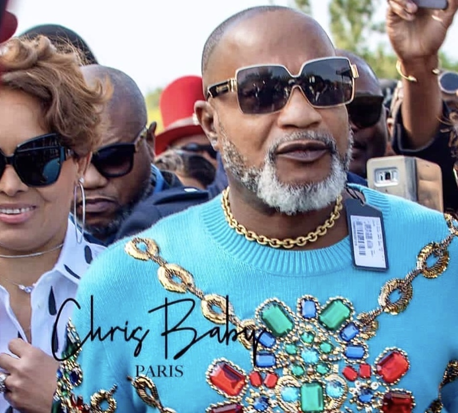 Koffi Olomide demande à Félix Tshisekedi de supprimer la Censure !