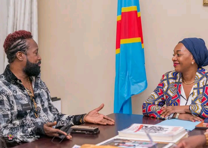 Makutano 10 : Pour la ministre Yolande Elebe, la rumba constitue un moteur de croissance économique 