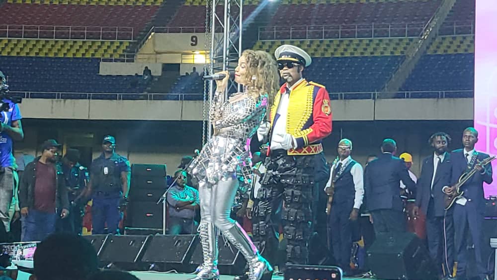 Solina, une jeune artiste sublime le concert de Félix Wazekwa au Stade des Martyrs