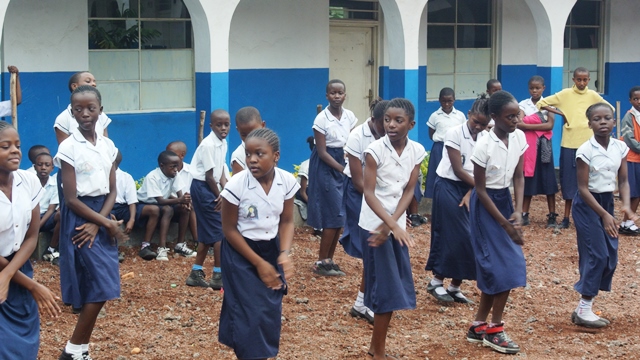 Goma: Danses et musiques pour célébrer la journée de l’enseignement