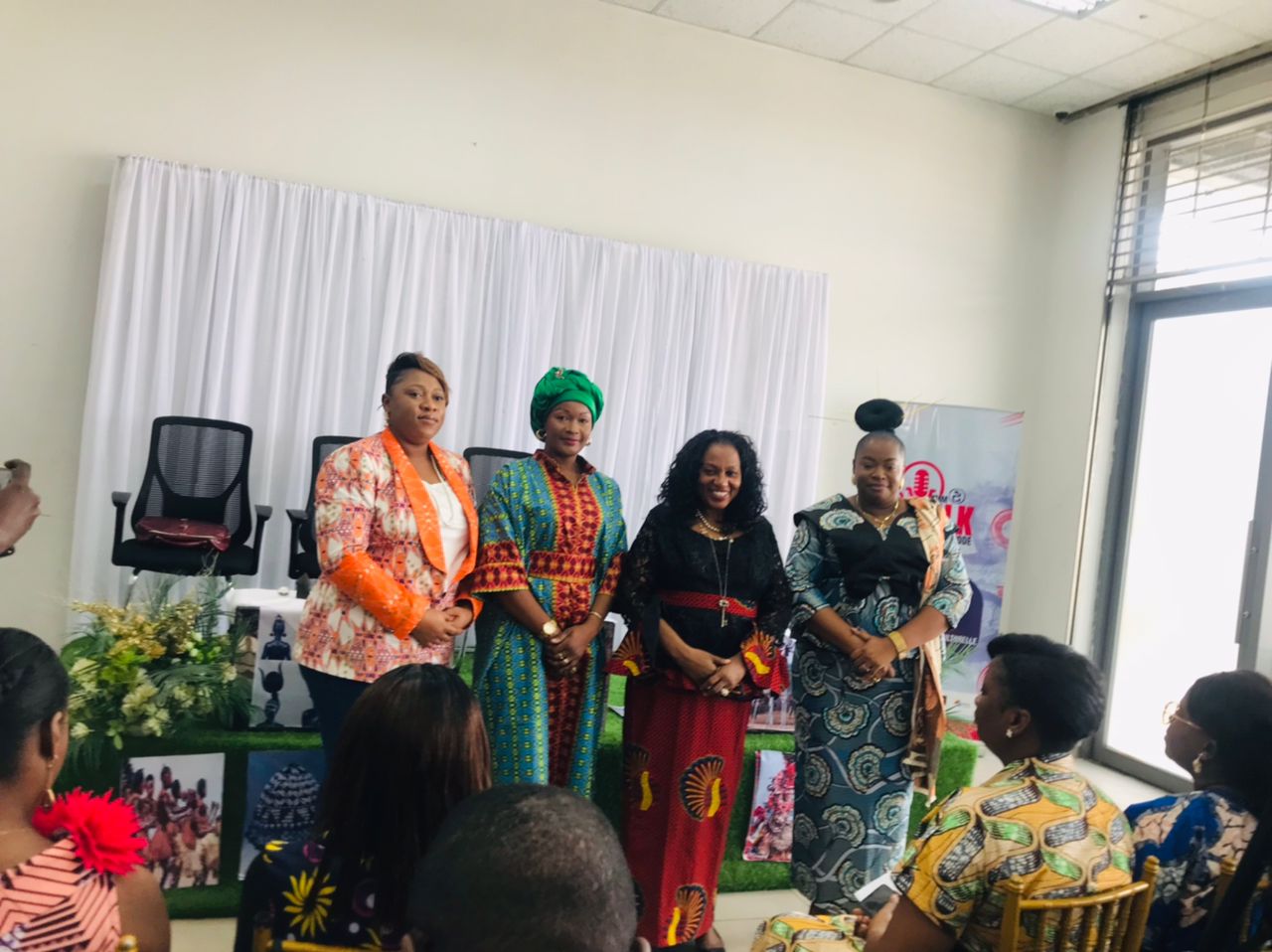 « KMM Meeting Talk »  :  Chercheurs et professionnels cogitent autour des défis de la formalisation du secteur de la mode en RDCongo