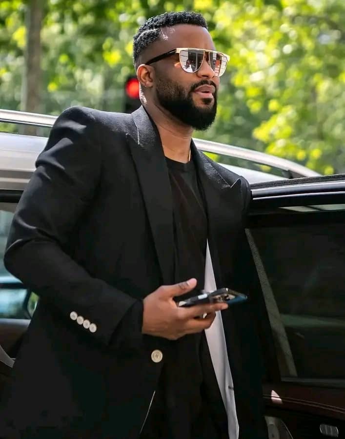 Musique : Fally Ipupa, l’Aigle, tient à survoler le Stade de France en 2025 !