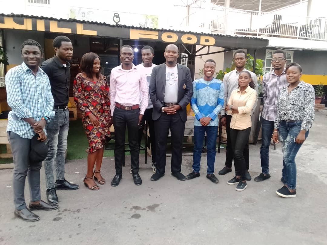 Forum littéraire des jeunes écrivains congolais : « L’implacable Kinshasa » de Marc Kanyinda inaugure la première édition