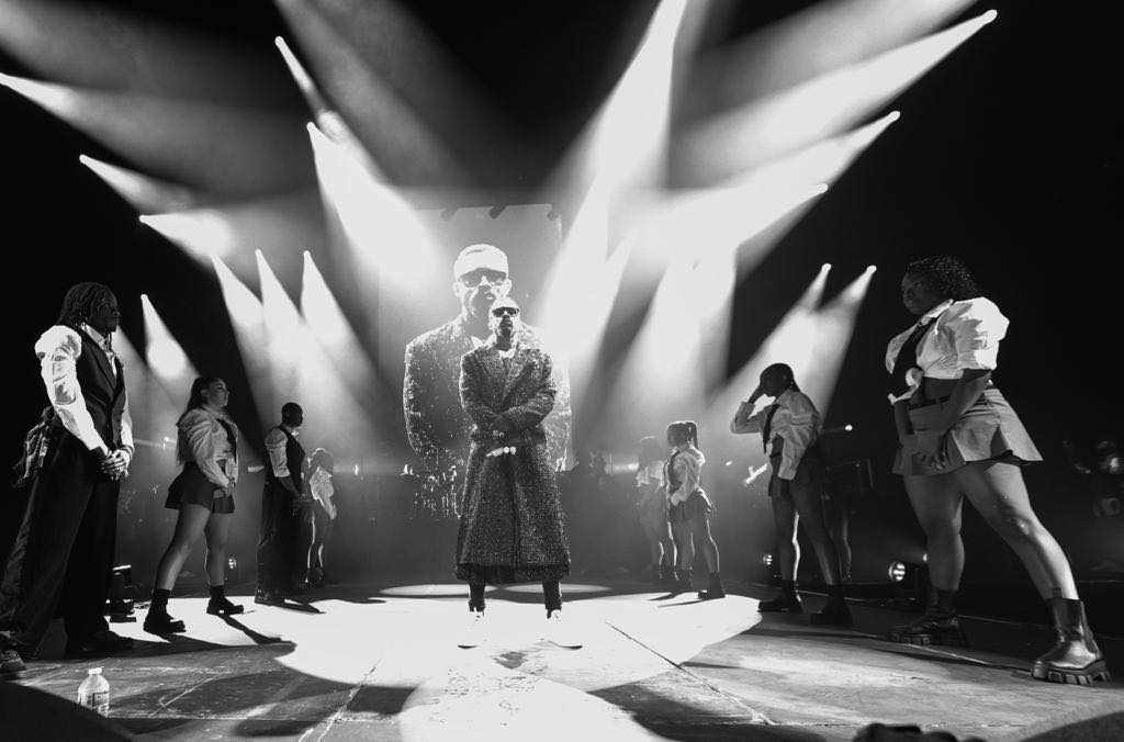 Musique: Fally Ipupa, le Père Noel de Bruxelles !