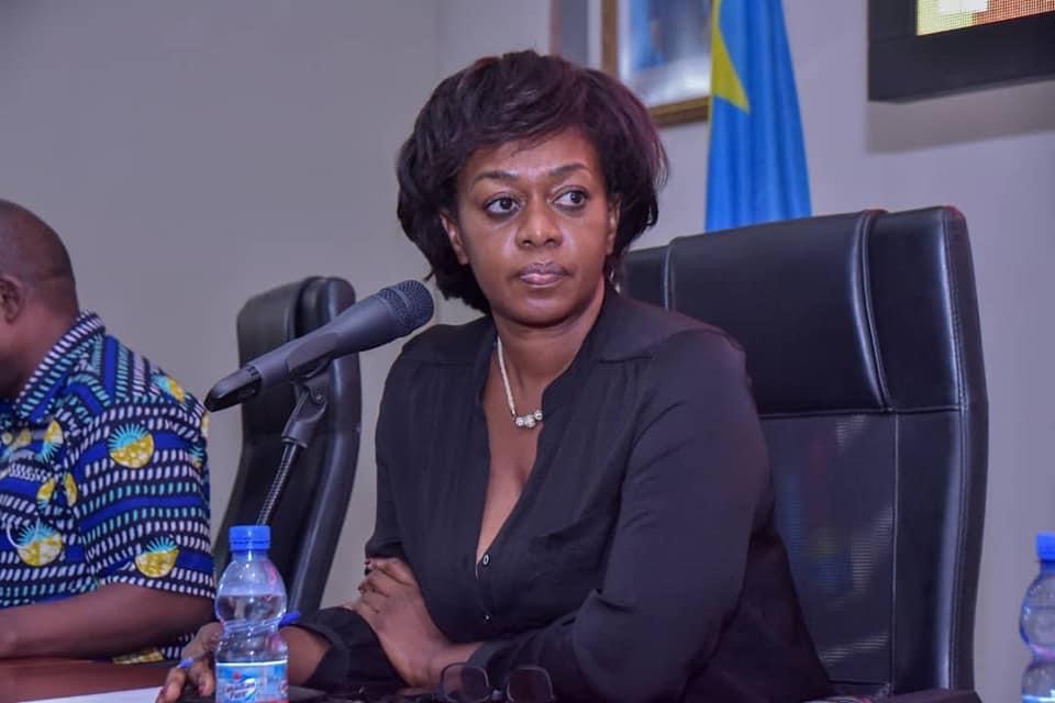 L’écrivaine Yolande Elebe Ma Ndembo nommée commissaire général chargé de la coopération, Francophonie et porte-parole du gouvernement provincial