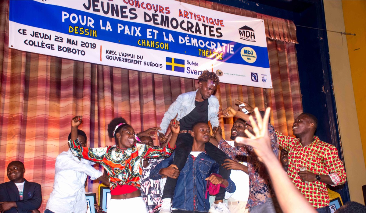 « Jeunes démocrates » : les arts au service de la paix !