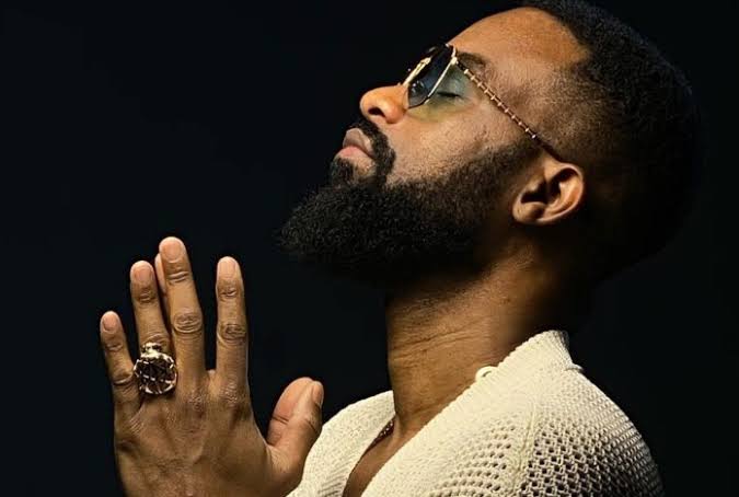Fally Ipupa, une sauce musicale « Tokoos II gold »