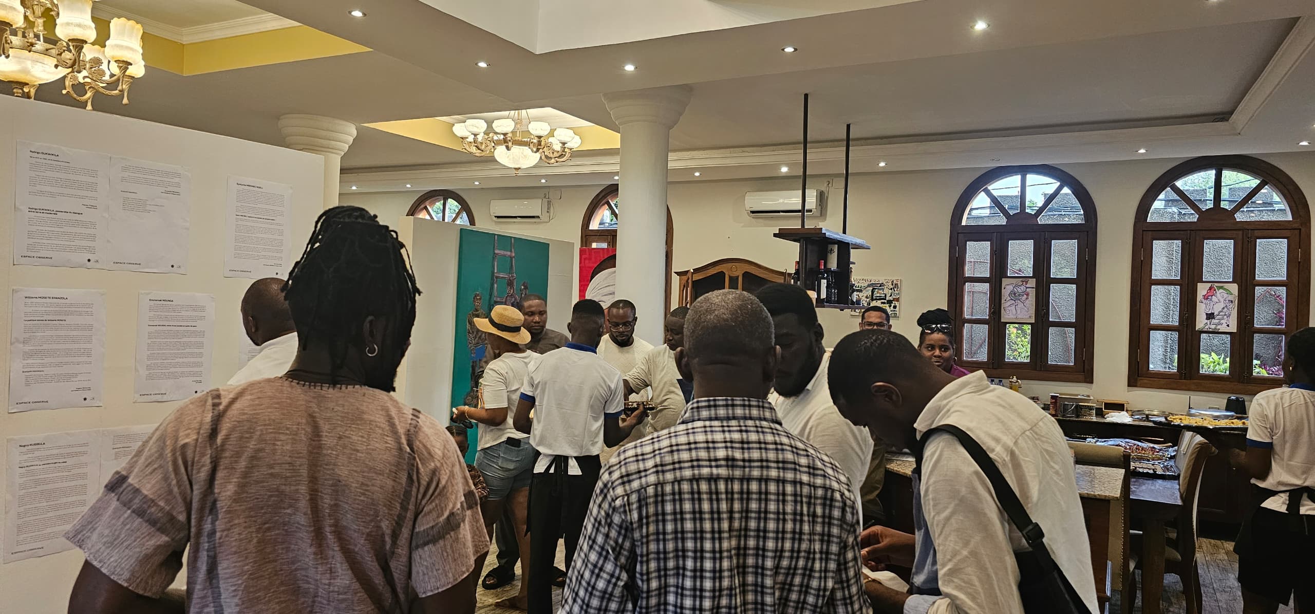 Expo à Nsele : « Espace observé » métamorphose le Manoir Lodge de la Sablière  !