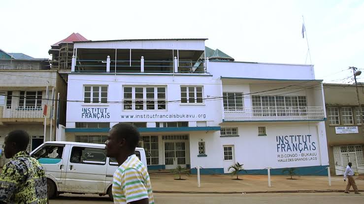 Bukavu: Le jeune artiste Freed Mushaga en concert à Halle des Grands Lacs