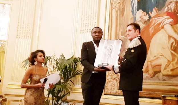 Didier Ndenga et « River Hôtel » honorés par le Sénat français !